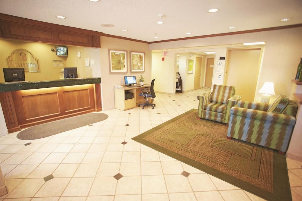 La Quinta Inn By Wyndham Milwaukee Airport / Oak Creek Eksteriør bilde