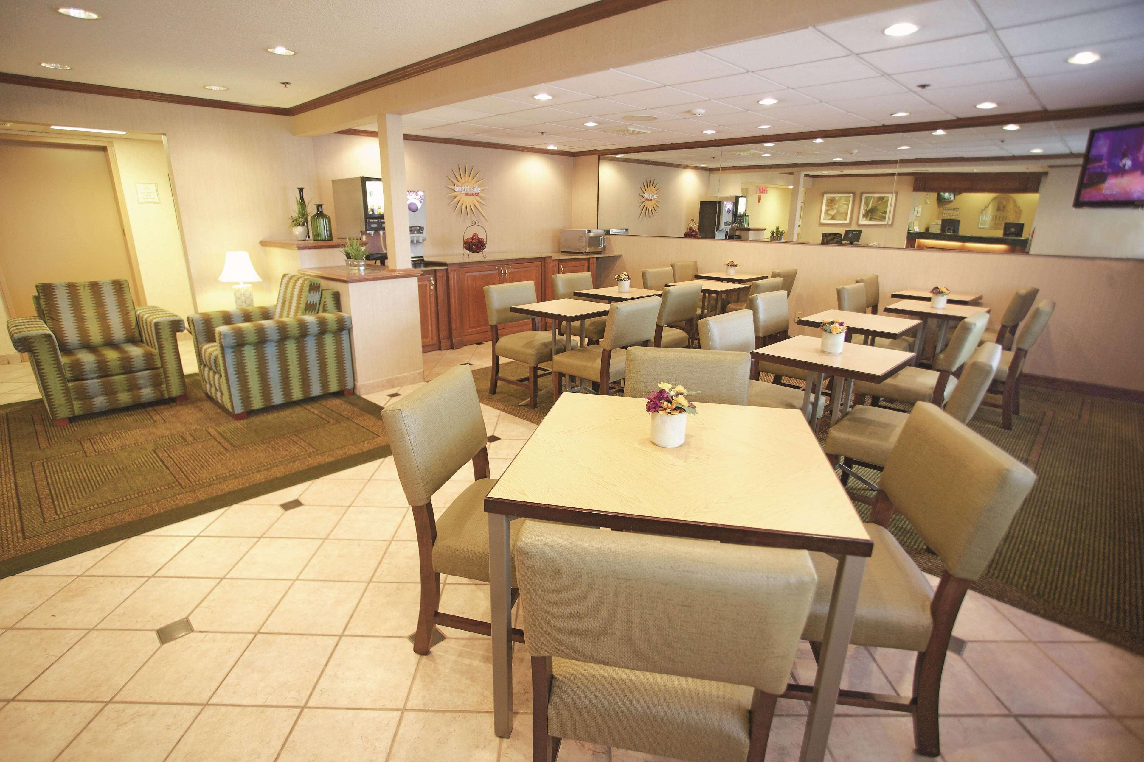 La Quinta Inn By Wyndham Milwaukee Airport / Oak Creek Eksteriør bilde