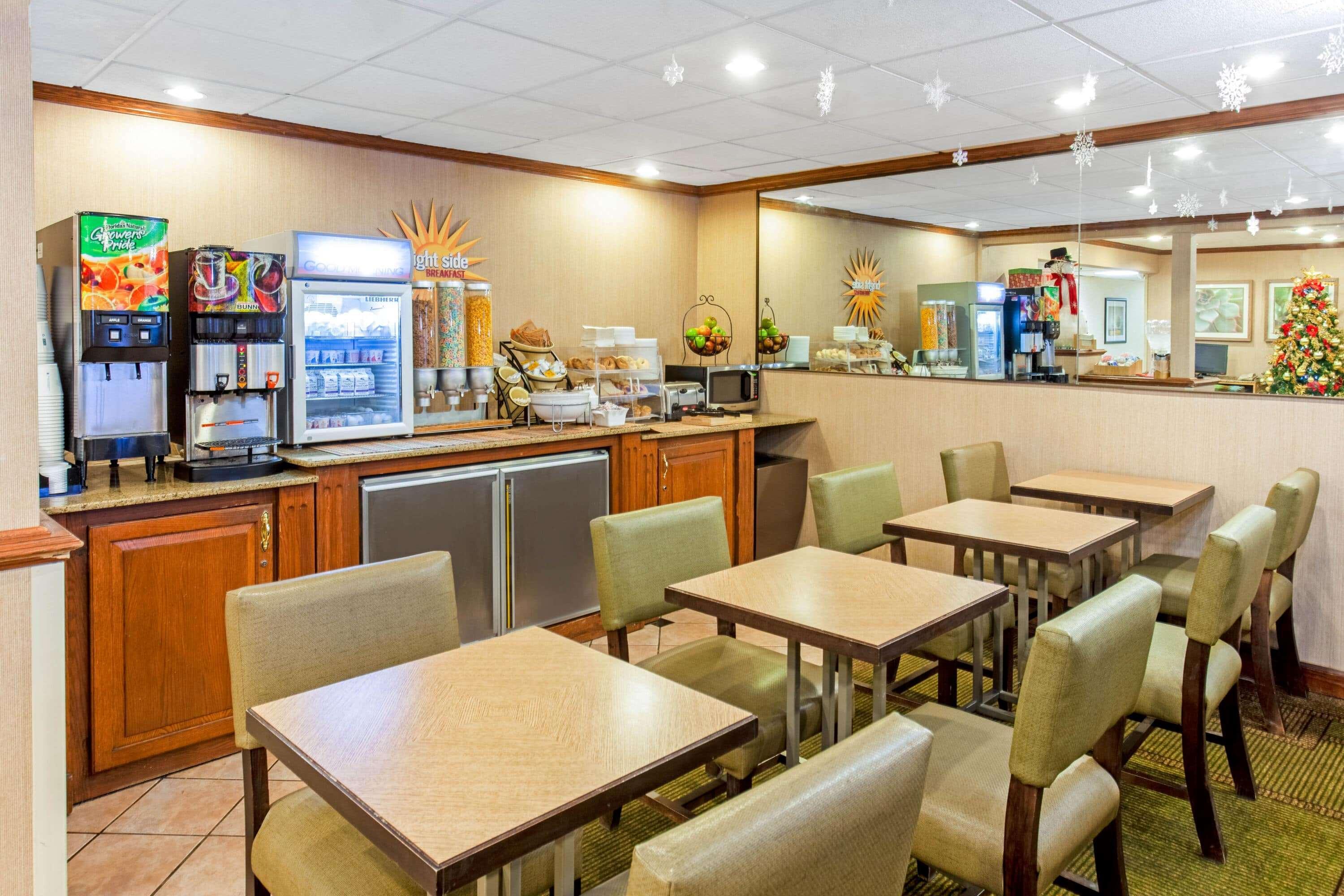 La Quinta Inn By Wyndham Milwaukee Airport / Oak Creek Eksteriør bilde